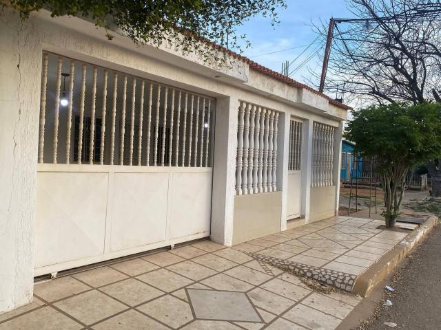 #MG-0011-01 - Casa para Venta en San Francisco - V - 3
